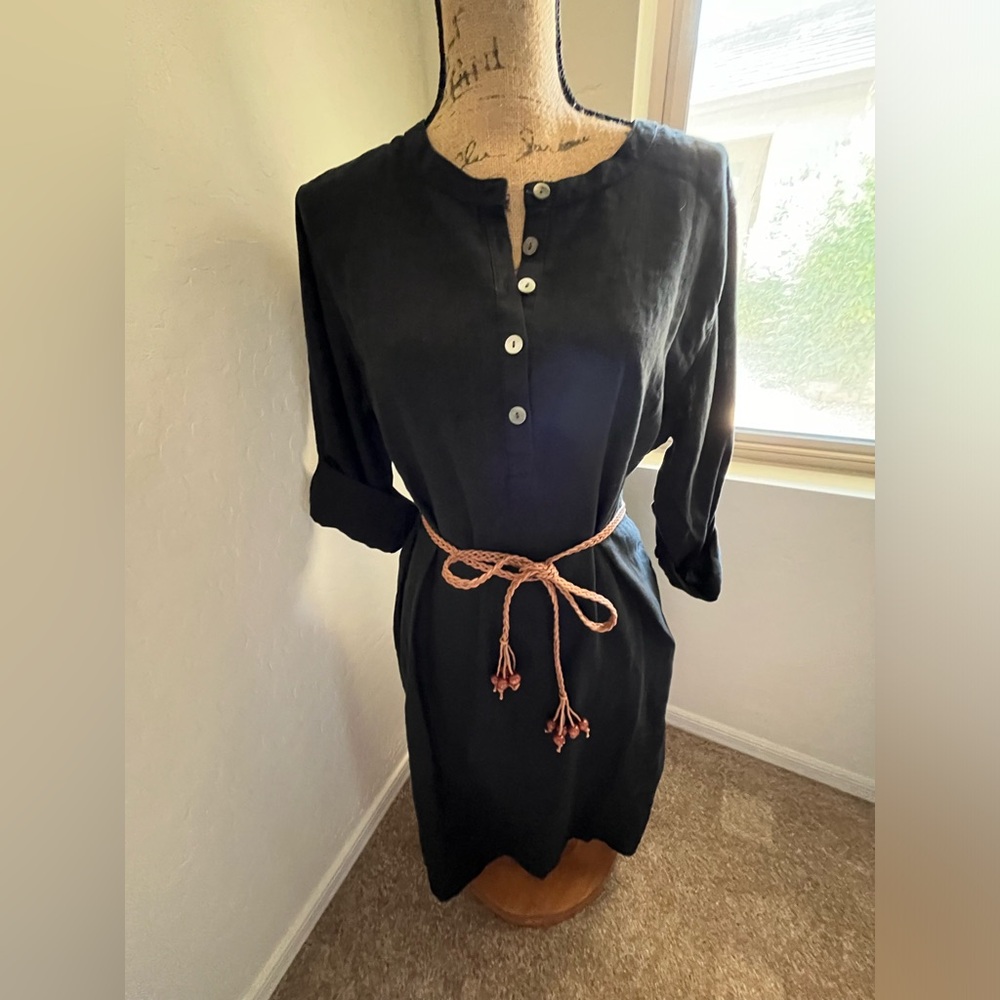 Garnet Hill black linen belted dress size 14 with sleeves